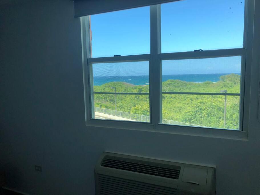Haudimar Ph Beachfront Apt 4Br/3Bath Isabela Exterior foto